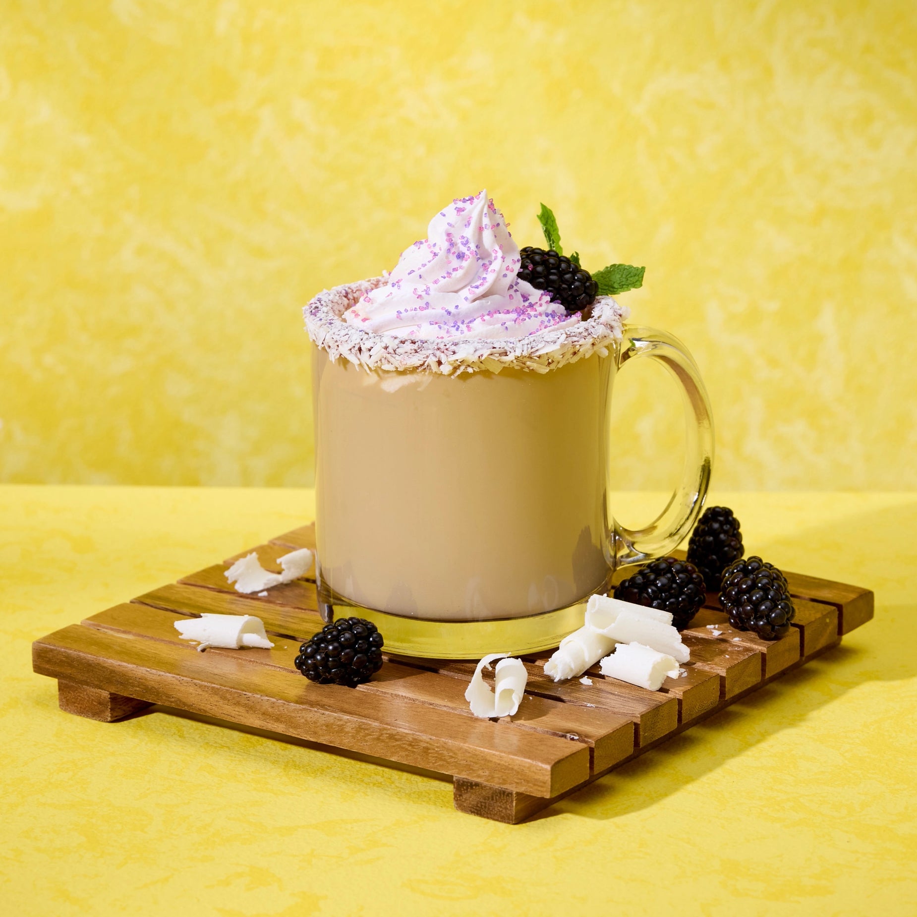 White Chocolate Berry Latte – DaVinci Gourmet